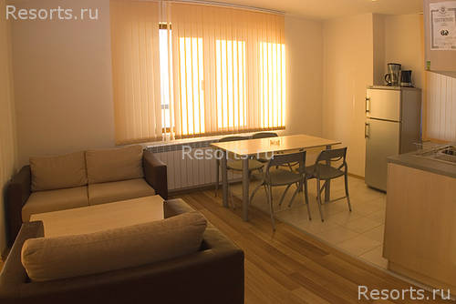 Snowplough Apts 9